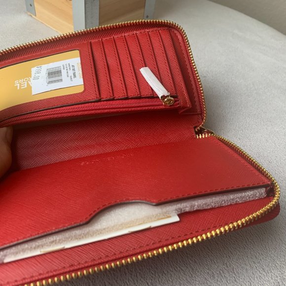 Michael Kors Jet Set Travel Flat MF LTH Phone Case - Picture 5 of 7